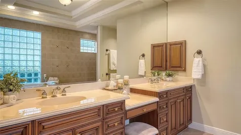 7512 Abbey Glen Lakewood Ranch FL 34202