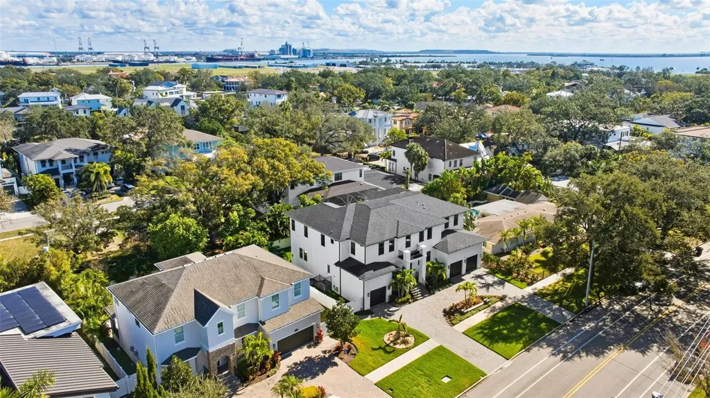 481 W Davis Boulevard Tampa FL 33606