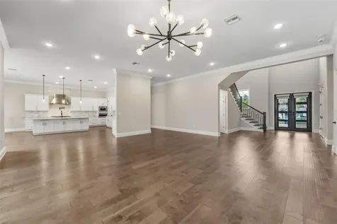 481 W Davis Boulevard Tampa FL 33606