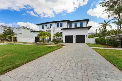 481 W Davis Boulevard Tampa FL 33606