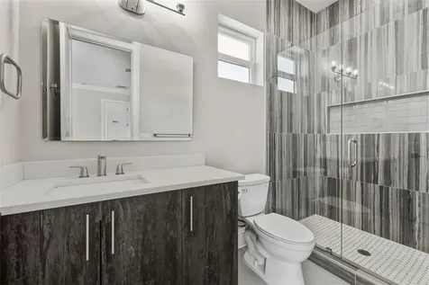 481 W Davis Boulevard Tampa FL 33606