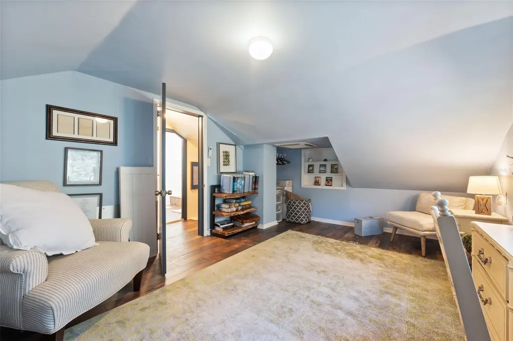 1946 Chenango Avenue Clearwater FL 33755
