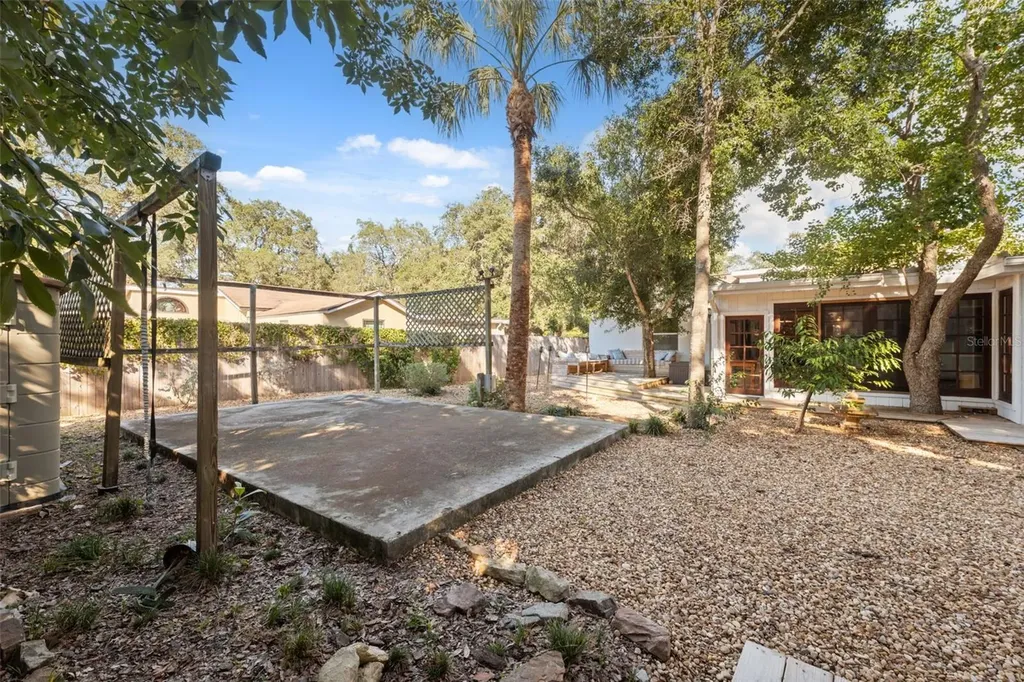 1946 Chenango Avenue Clearwater FL 33755