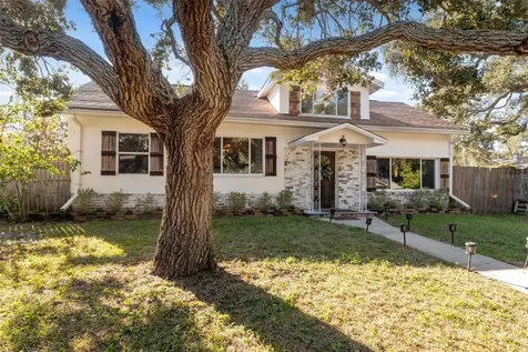 1946 Chenango Avenue Clearwater FL 33755