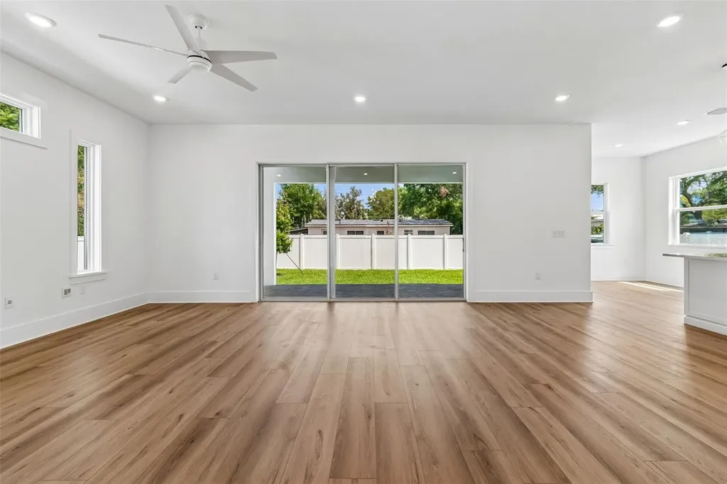 2923 W Elrod Avenue Tampa FL 33611