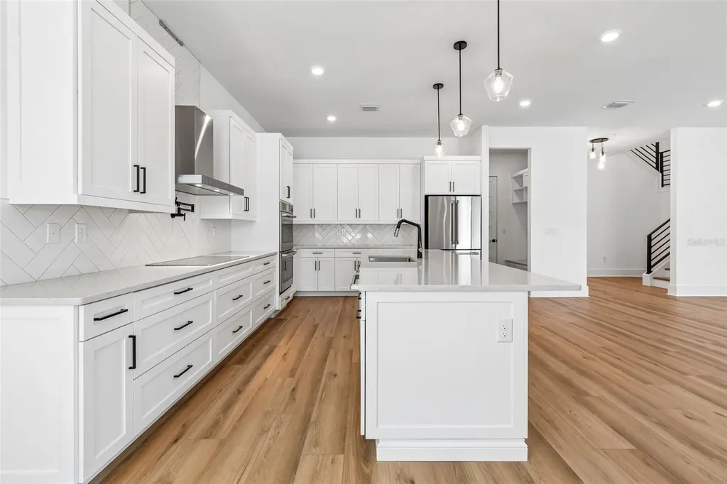 2923 W Elrod Avenue Tampa FL 33611