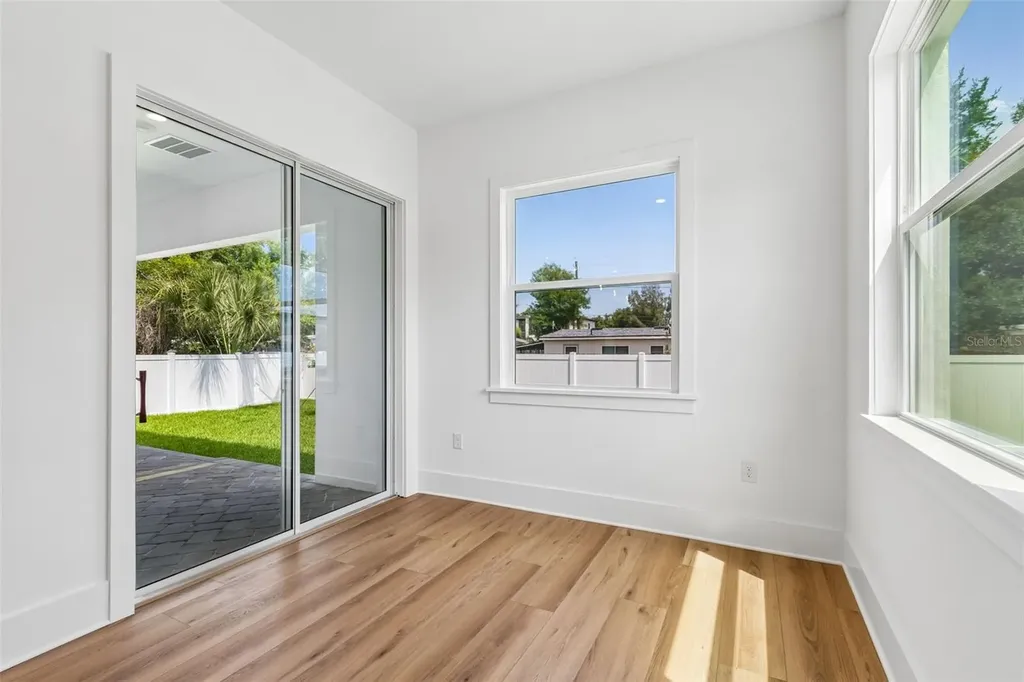 2923 W Elrod Avenue Tampa FL 33611