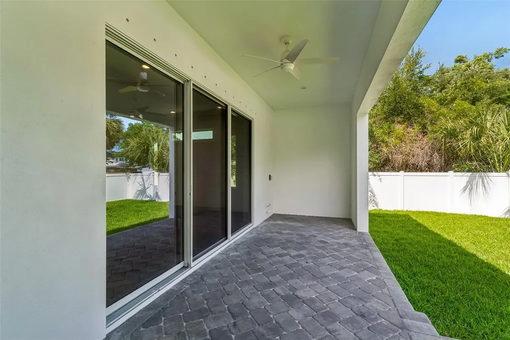 2923 W Elrod Avenue Tampa FL 33611