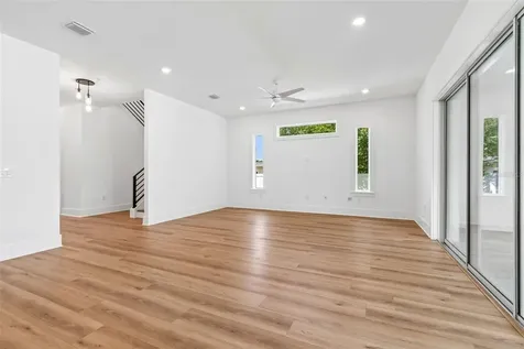 2923 W Elrod Avenue Tampa FL 33611