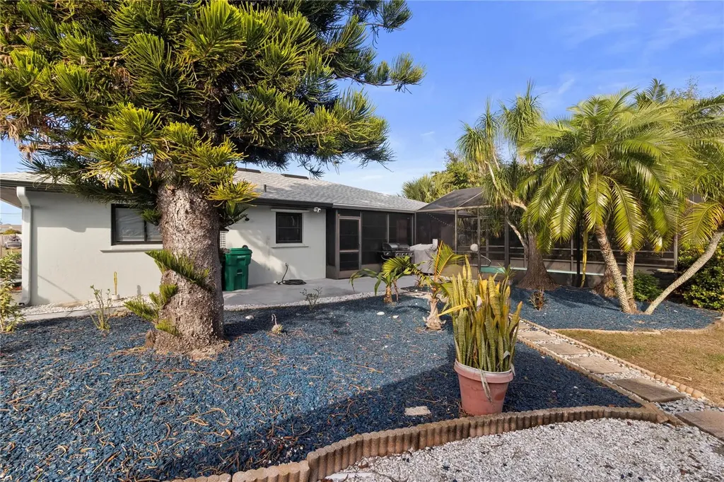 7234 Mamouth Street Englewood FL 34224