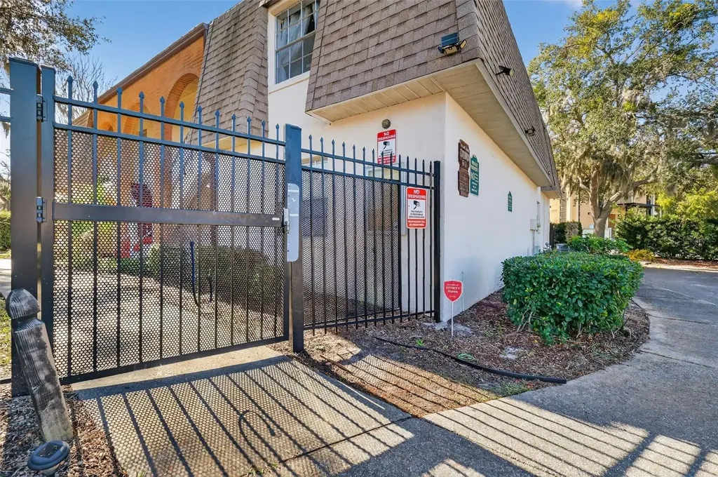 643 W Oak Terrace Drive Leesburg FL 34748