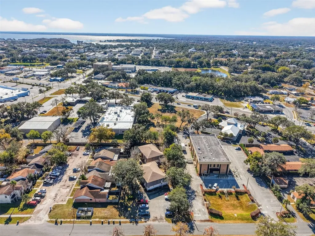 643 W Oak Terrace Drive Leesburg FL 34748
