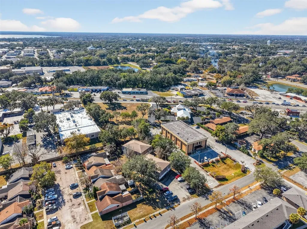 643 W Oak Terrace Drive Leesburg FL 34748
