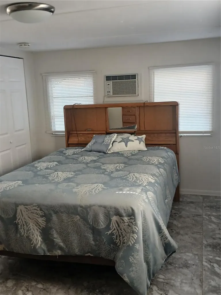 27466 Us Highway 19 N Clearwater FL 33761