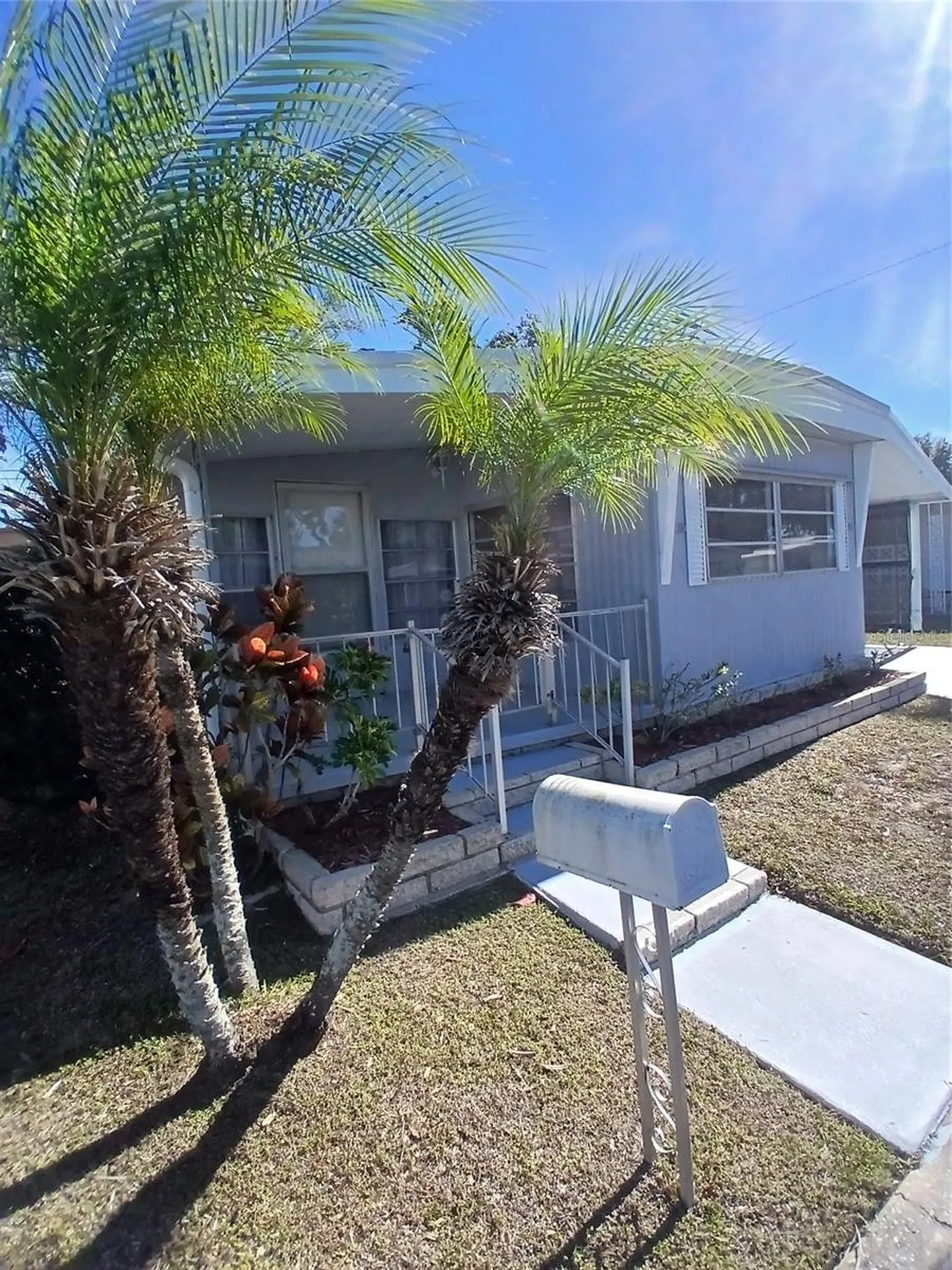 27466 Us Highway 19 N Clearwater FL 33761