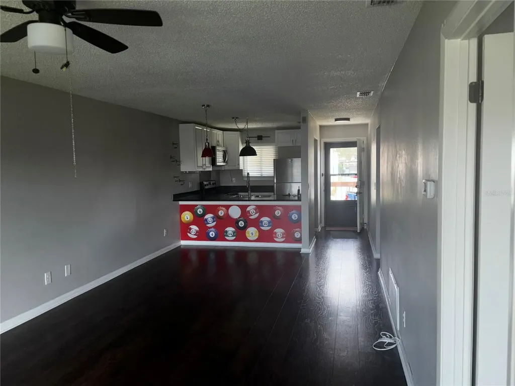 39132 County Road 54 Zephyrhills FL 33542