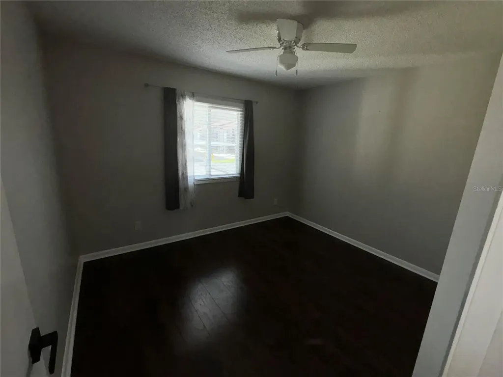 39132 County Road 54 Zephyrhills FL 33542