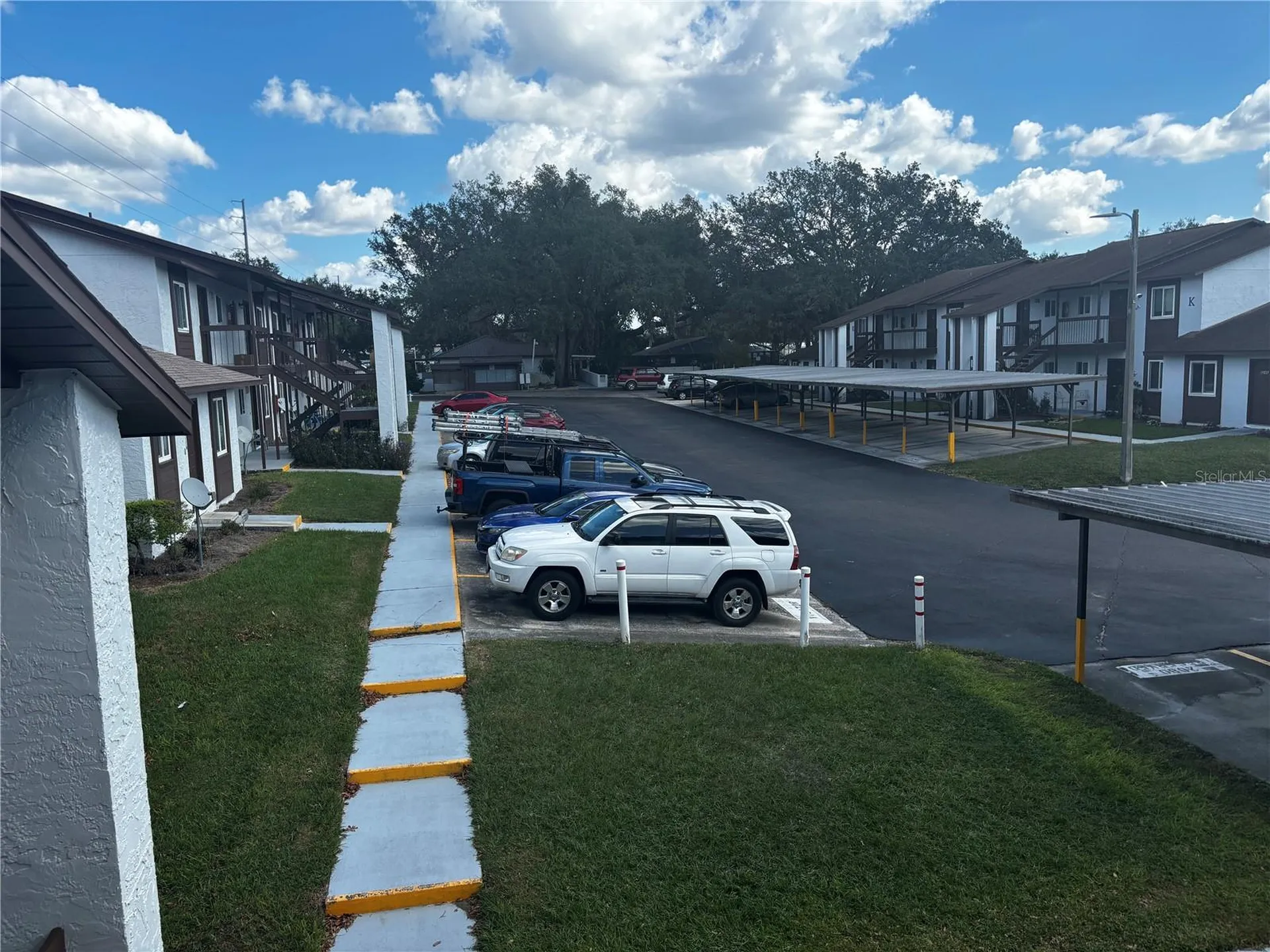39132 County Road 54 Zephyrhills FL 33542