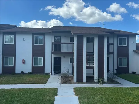 39132 County Road 54 Zephyrhills FL 33542