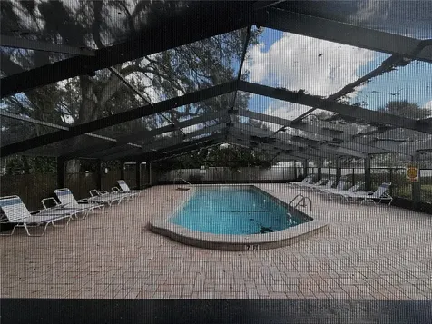 39132 County Road 54 Zephyrhills FL 33542
