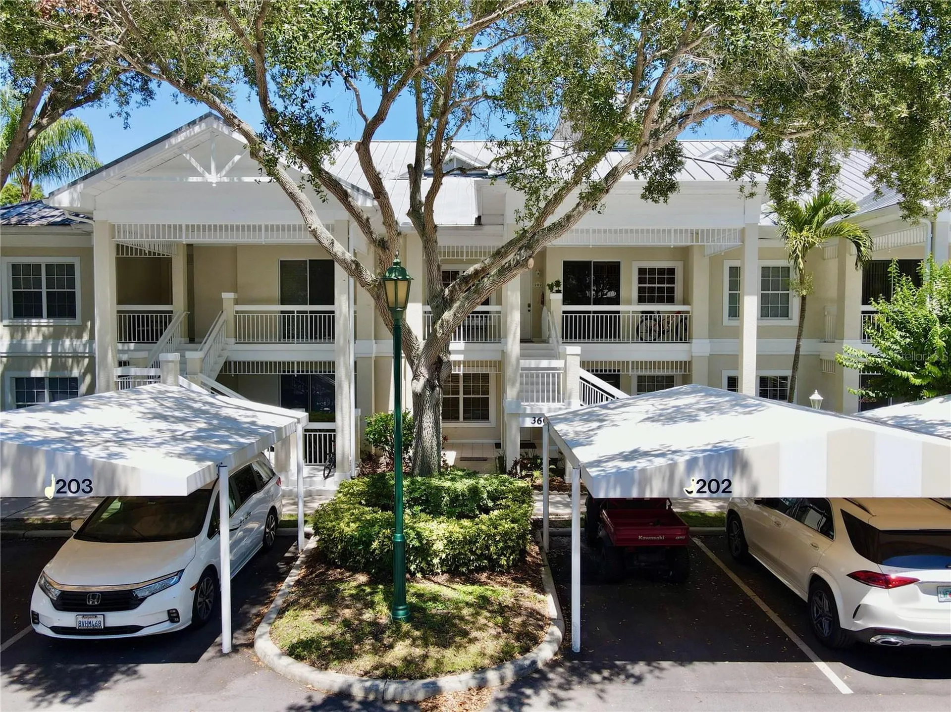 Bradenton FL, 3706 54TH Drive W, Unit 203