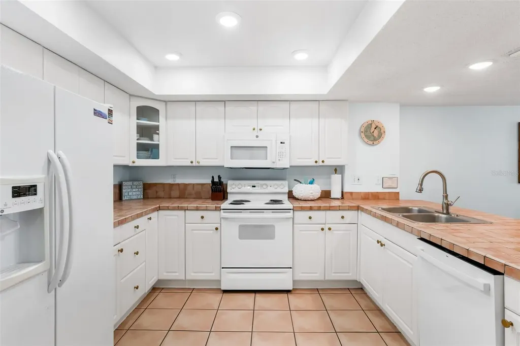 17500 Gulf Boulevard Redington Shores FL 33708