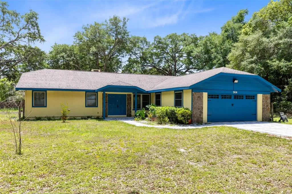 7838 Sloewood Drive Mount Dora FL 32757