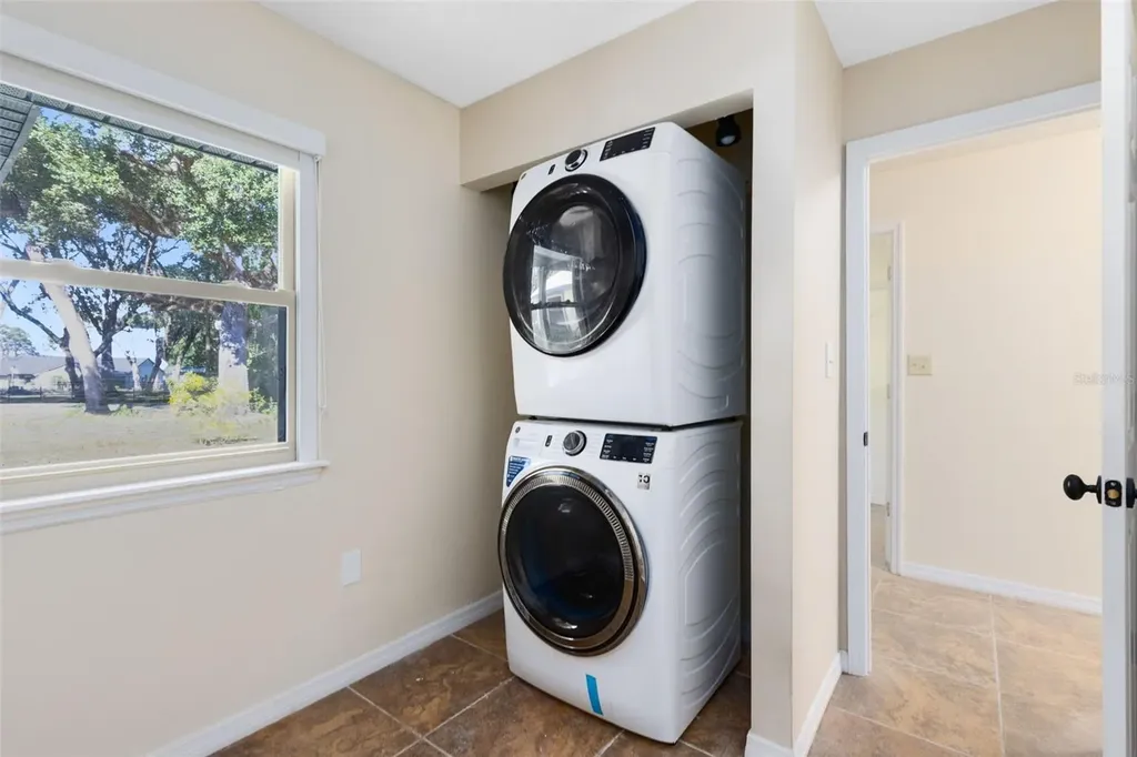 7838 Sloewood Drive Mount Dora FL 32757