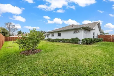 132 Sea Street New Smyrna Beach FL 32168