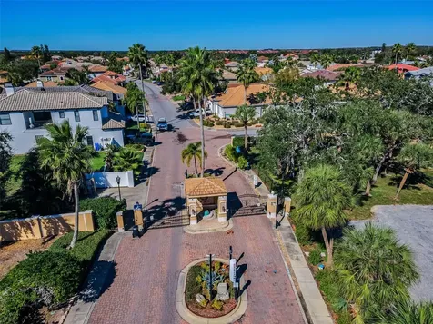 10622 Cape Hatteras Drive Tampa FL 33615