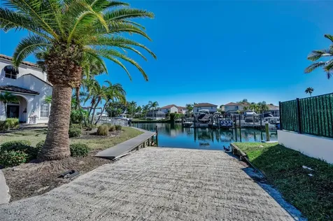 10622 Cape Hatteras Drive Tampa FL 33615