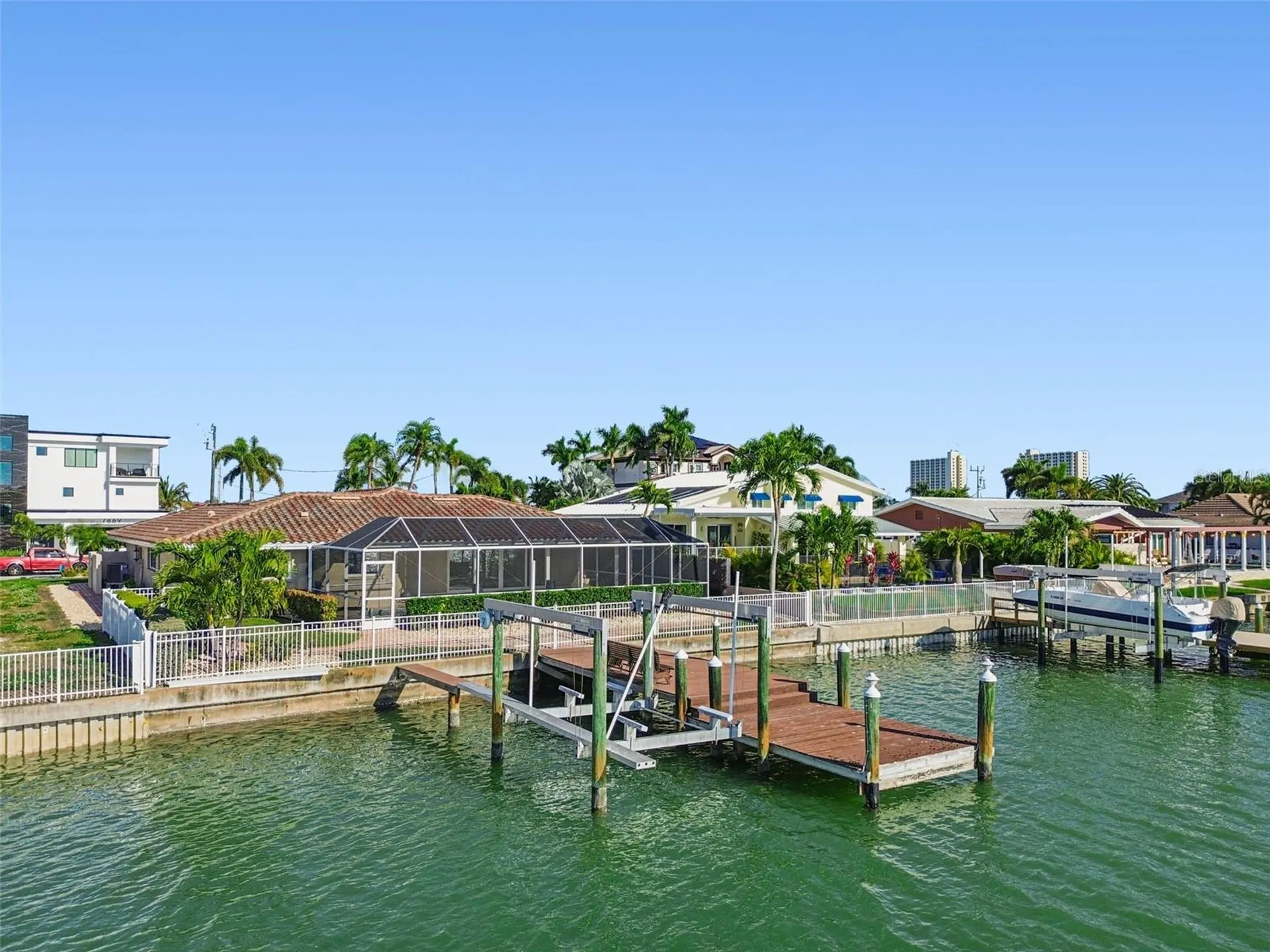 7864 9th Avenue S St Petersburg FL 33707