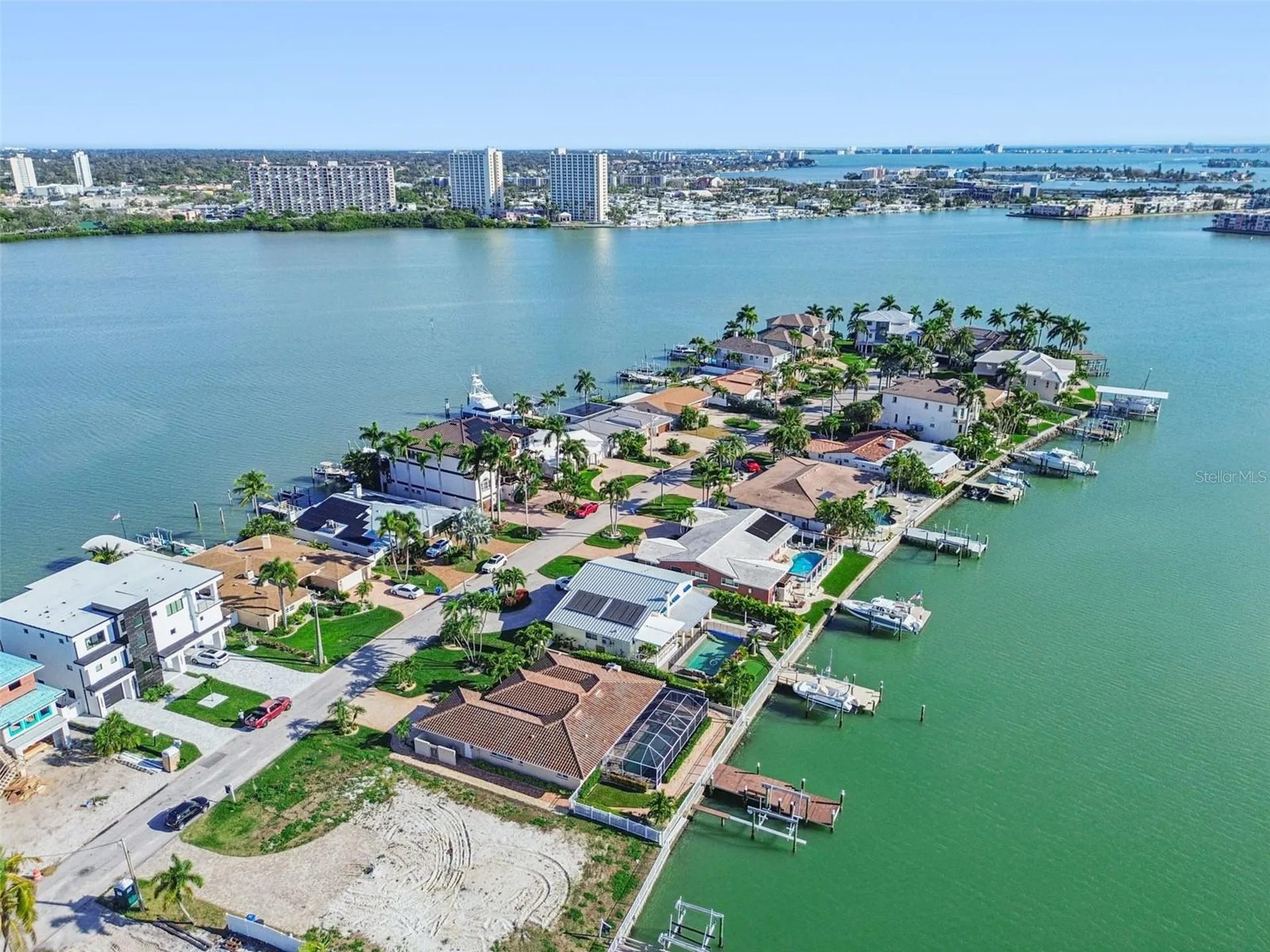 7864 9th Avenue S St Petersburg FL 33707