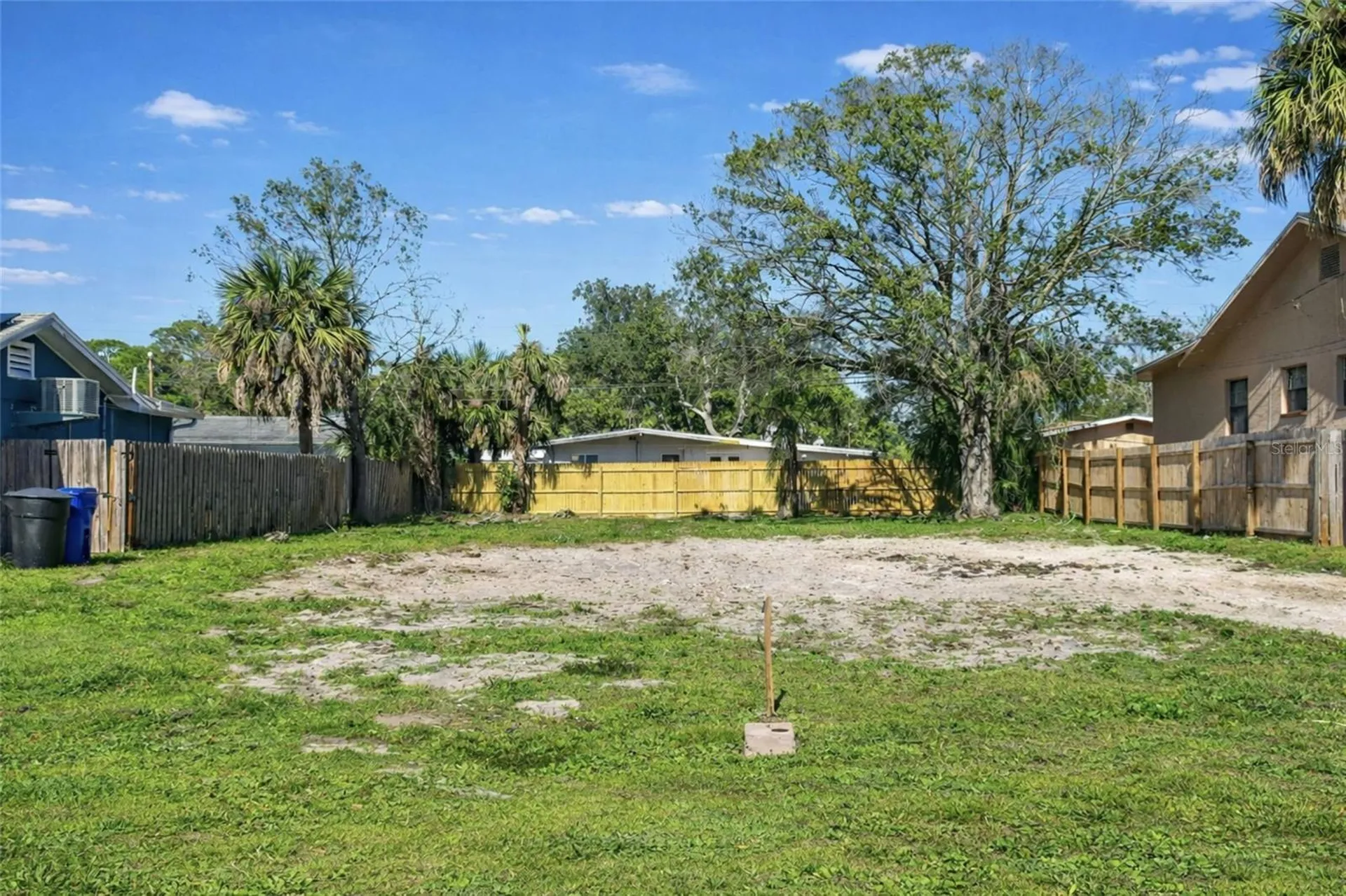 319 80th Avenue NE St Petersburg FL 33702
