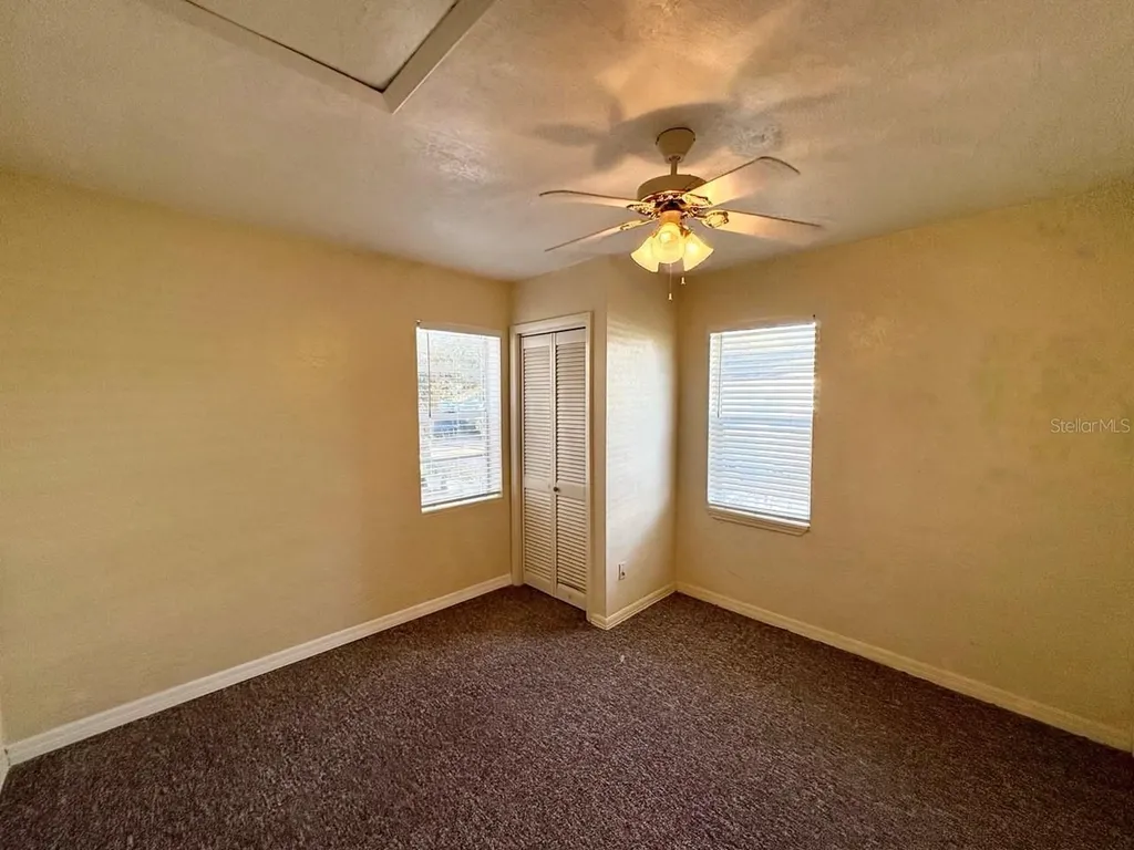 524 E Lime Street Tarpon Springs FL 34689