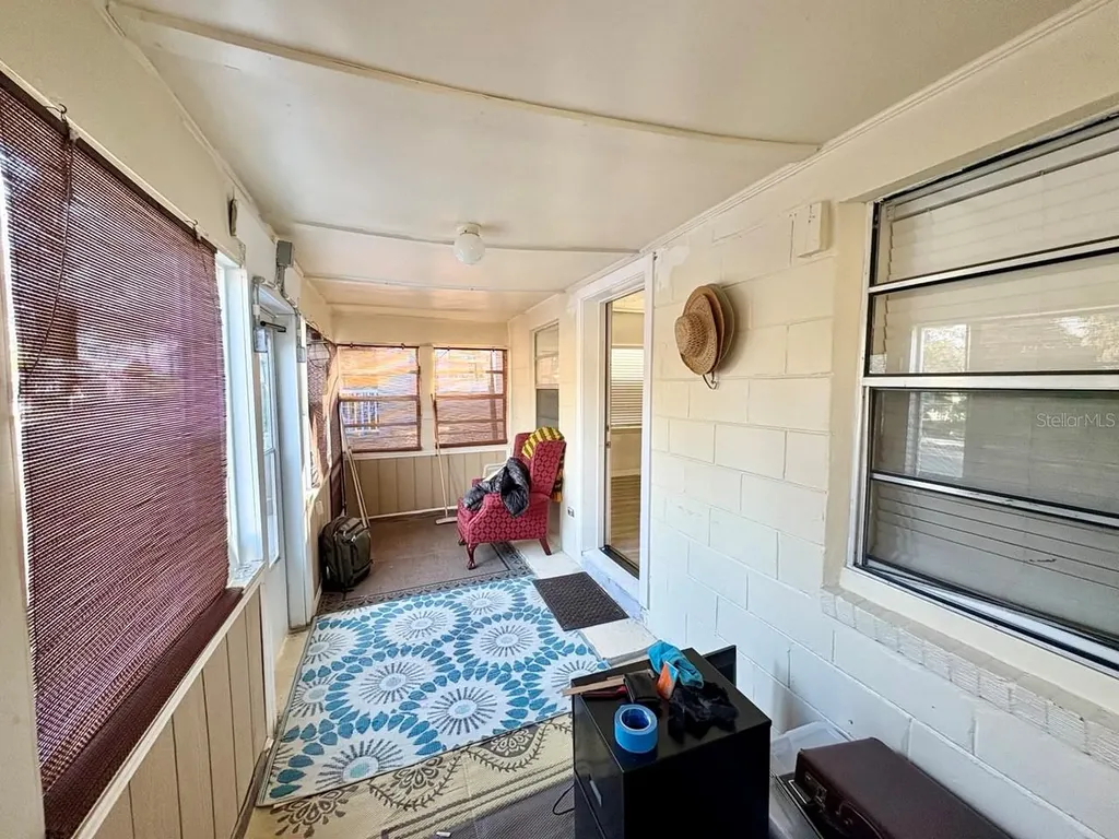 524 E Lime Street Tarpon Springs FL 34689