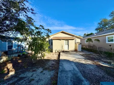524 E Lime Street Tarpon Springs FL 34689