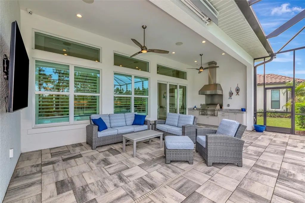 16620 Collingtree Crossing Lakewood Ranch FL 34202
