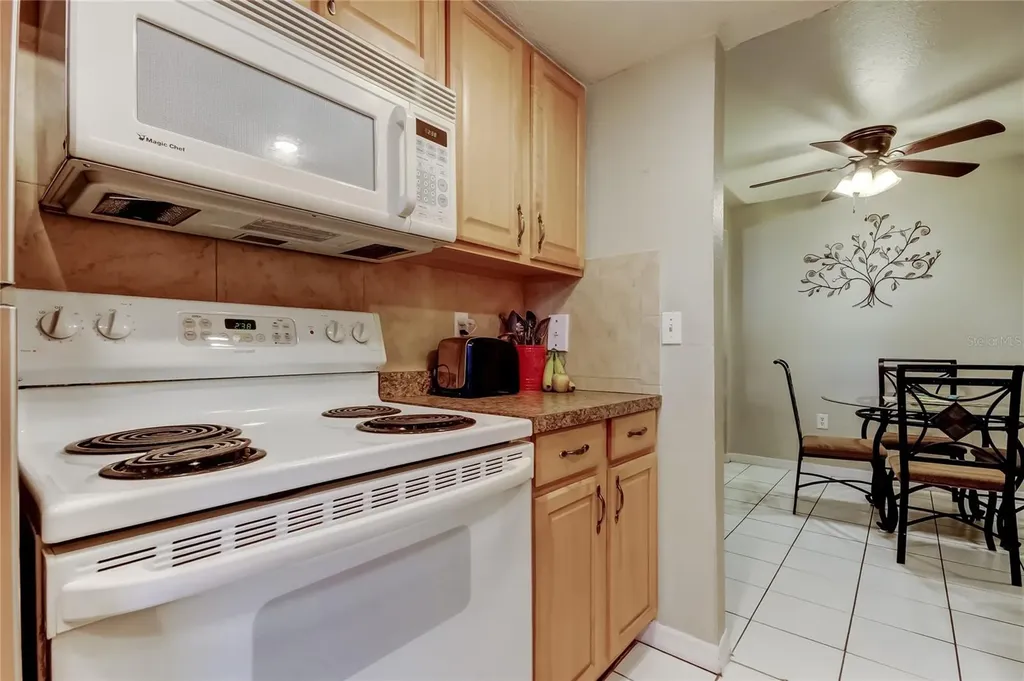 3650 41st Way S St Petersburg FL 33711