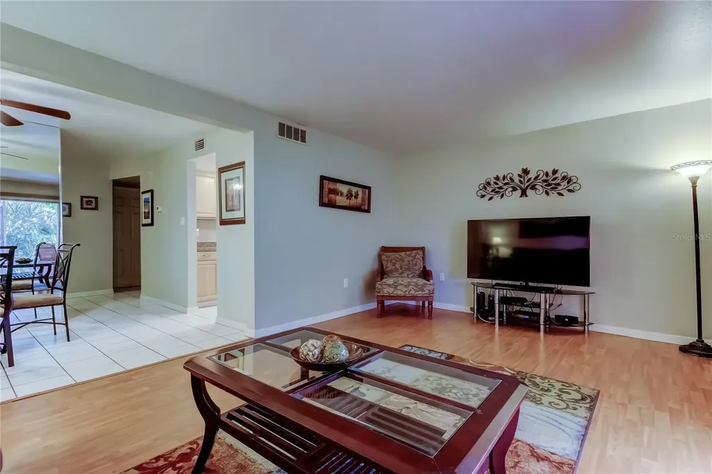 3650 41st Way S St Petersburg FL 33711