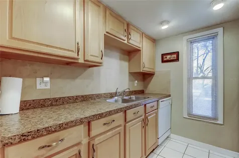 3650 41st Way S St Petersburg FL 33711
