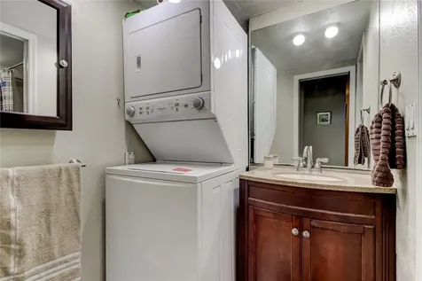 3650 41st Way S St Petersburg FL 33711