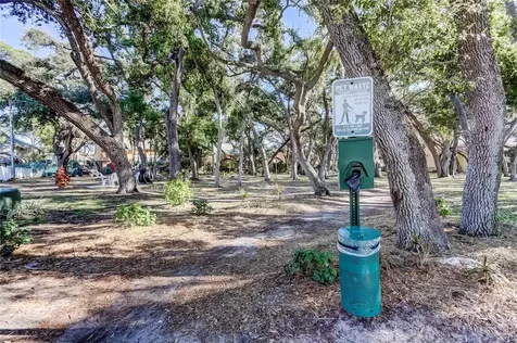 3650 41st Way S St Petersburg FL 33711