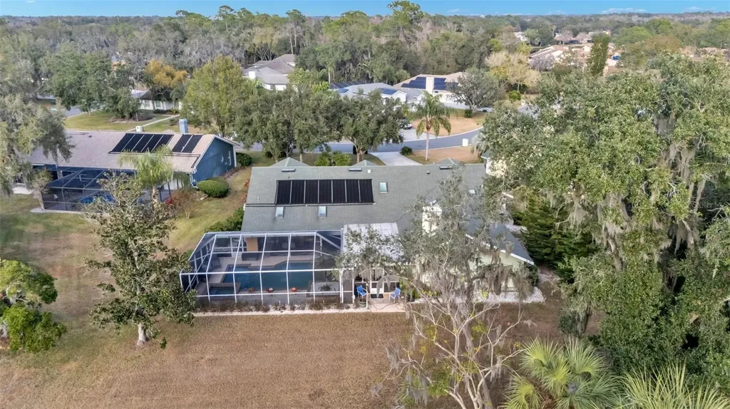 2711 S Fairway Drive Plant City FL 33566
