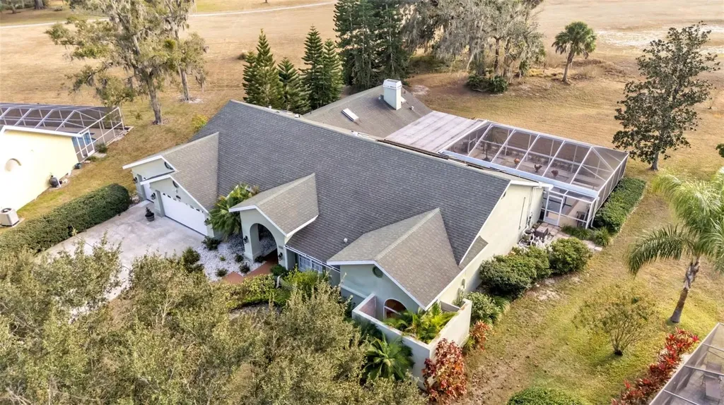 2711 S Fairway Drive Plant City FL 33566