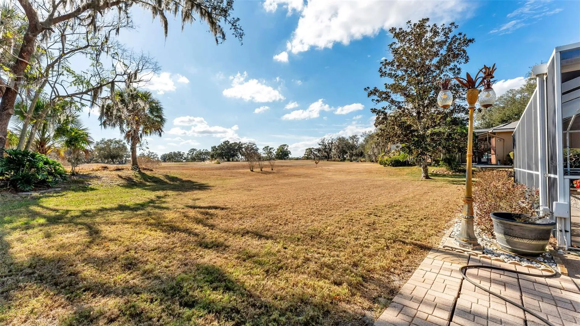 2711 S Fairway Drive Plant City FL 33566