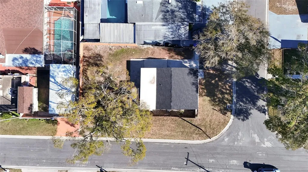 3925 W Robson Street Tampa FL 33614