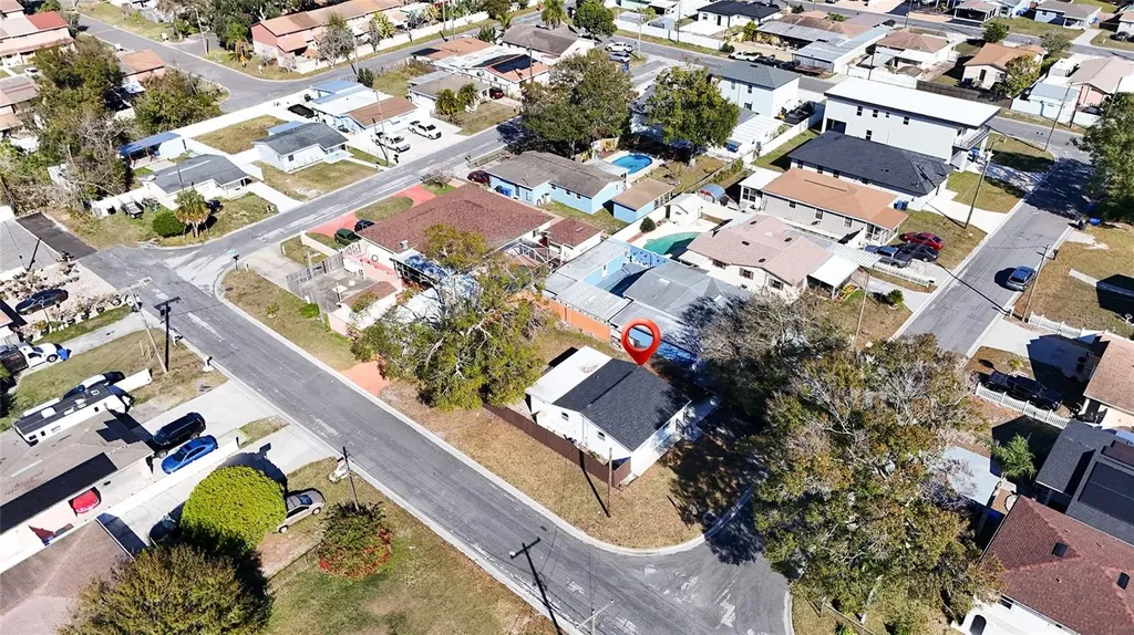 3925 W Robson Street Tampa FL 33614