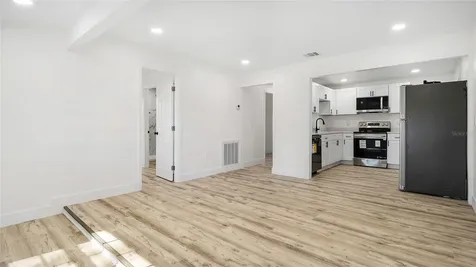 3925 W Robson Street Tampa FL 33614