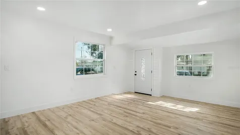 3925 W Robson Street Tampa FL 33614